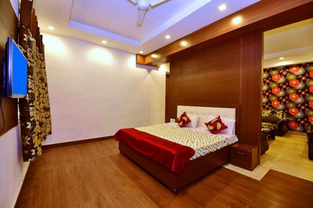 Kartikay Hotel Hisar Екстер'єр фото